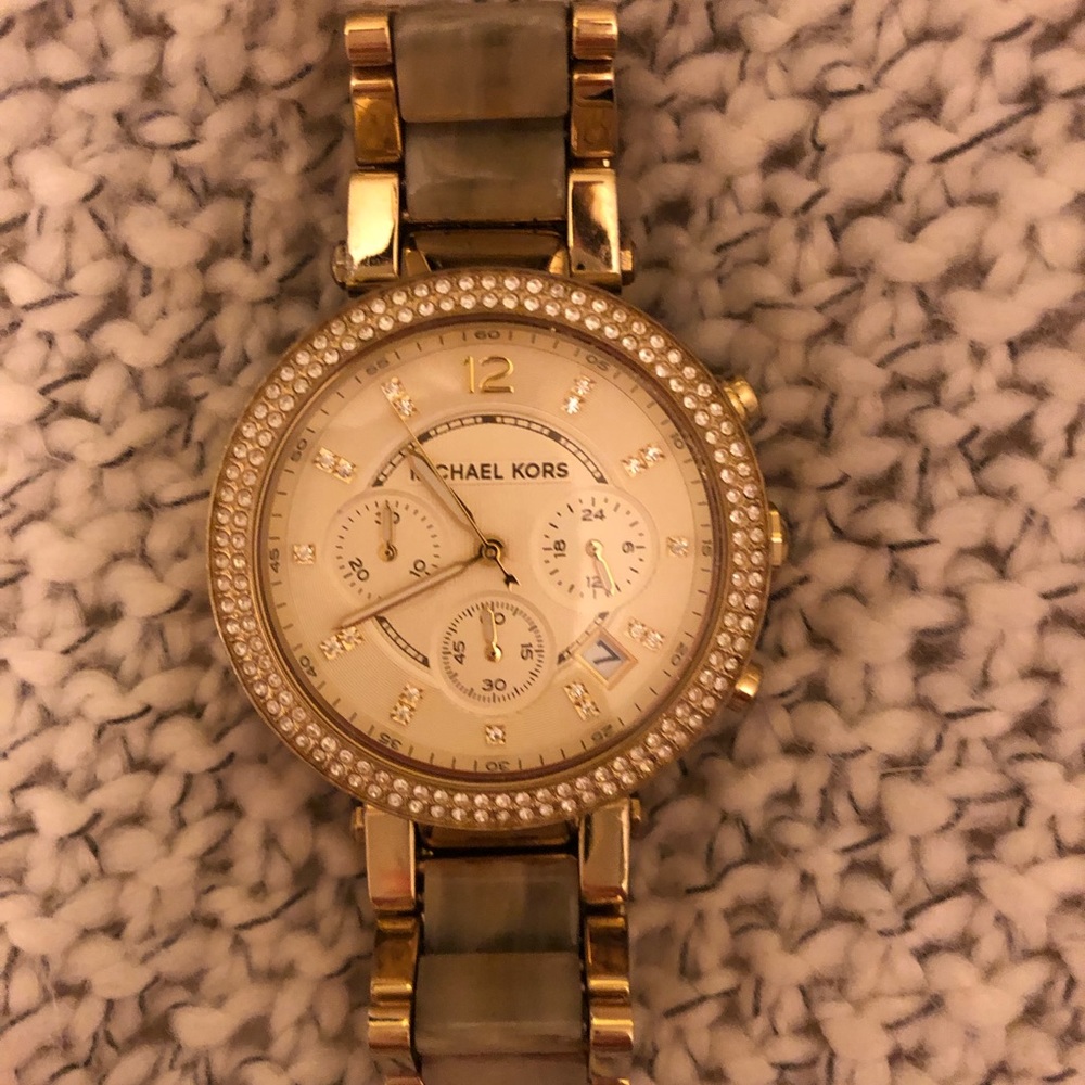 Michael Kor’s Watch- accepting offers - Picture 1 of 4